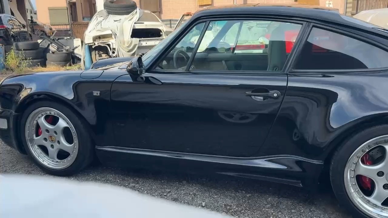 ポルシェ 911 930 3.3 TURBO 動画 1